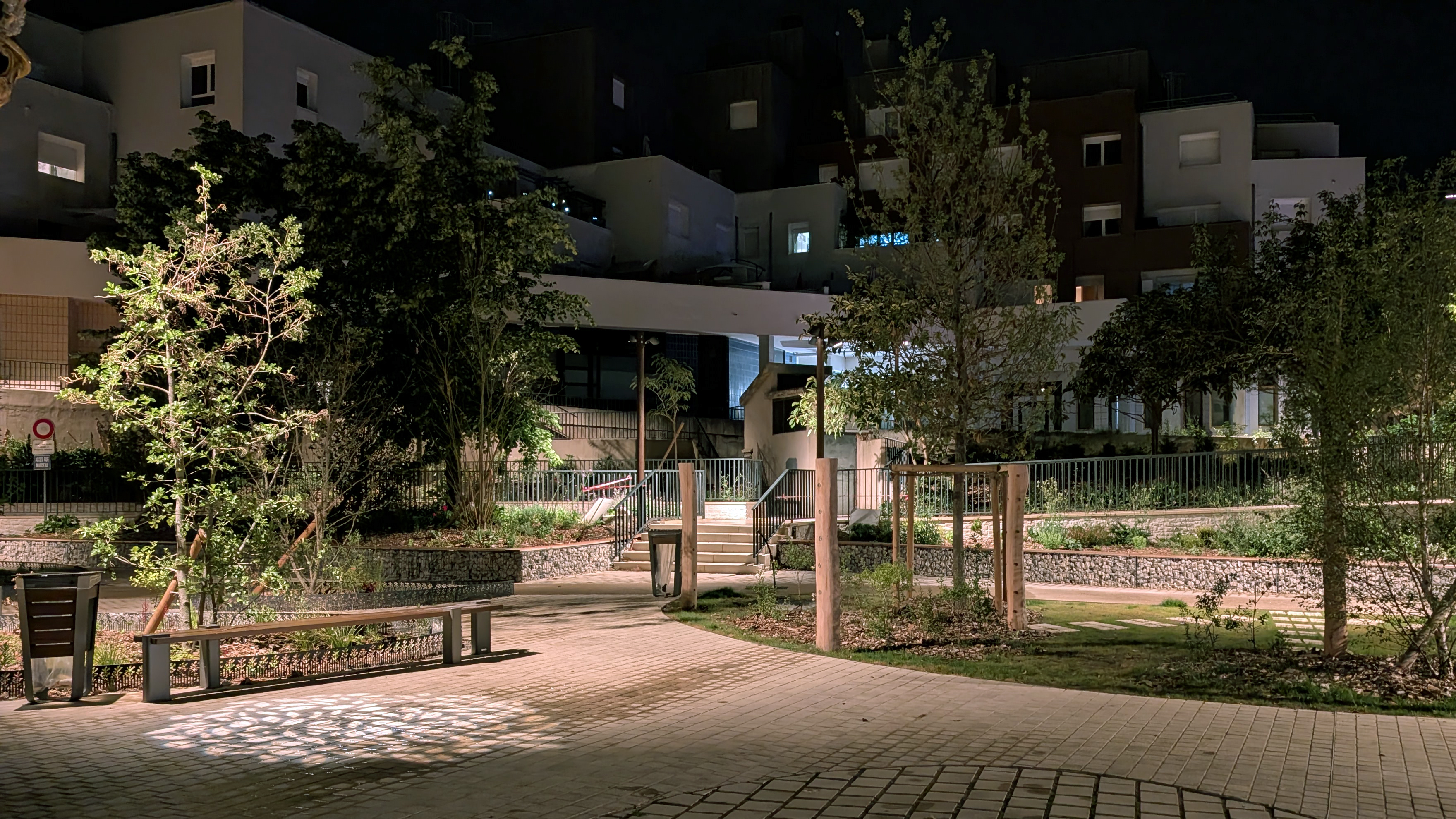 Vue du réaménagement de la Place Michelet à Houilles