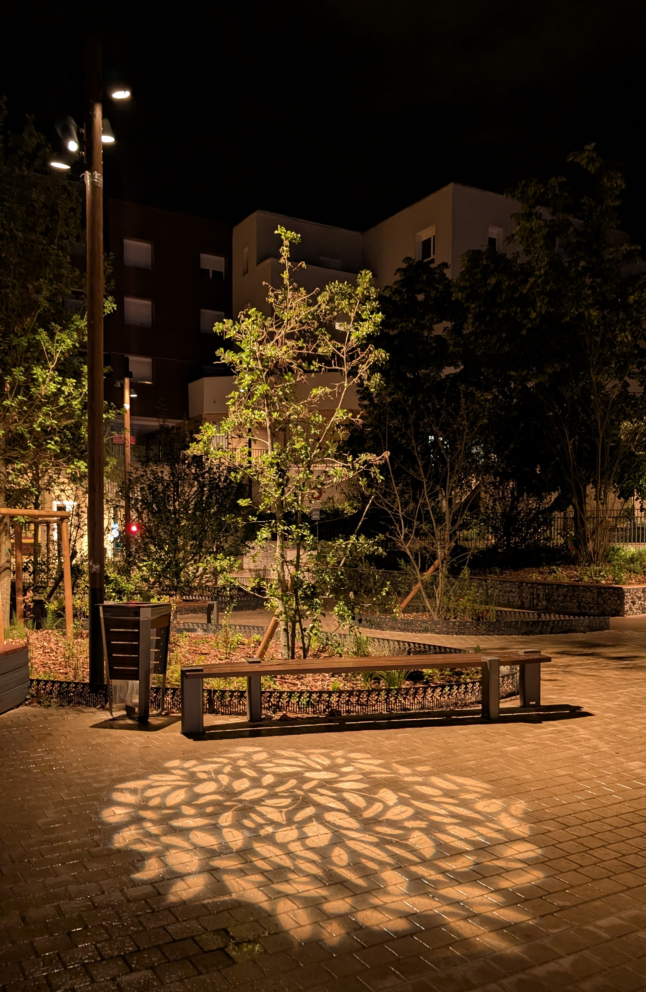 Vue du réaménagement de la Place Michelet à Houilles